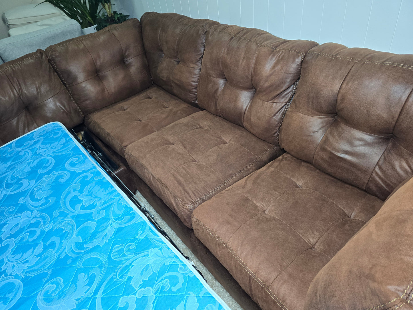 Z- Ashley Large 3 Piece Brown U Shape Sectional Pull Out Sleeper Sofa