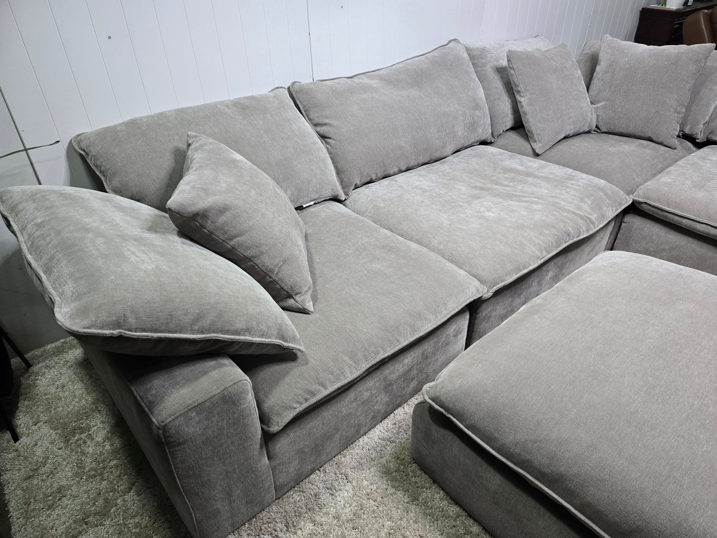 -1223-  Modern Sereen 6-piece Fabric Modular Sectional, Taupe with Ottoman