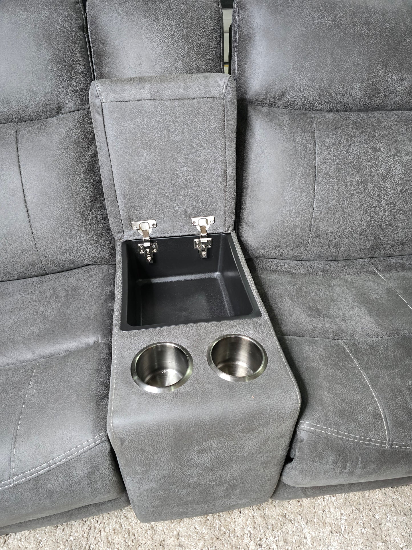 -1223- LIKE NEW- Gray 6-Piece Reclining Sectional with Power Headrests and Storage