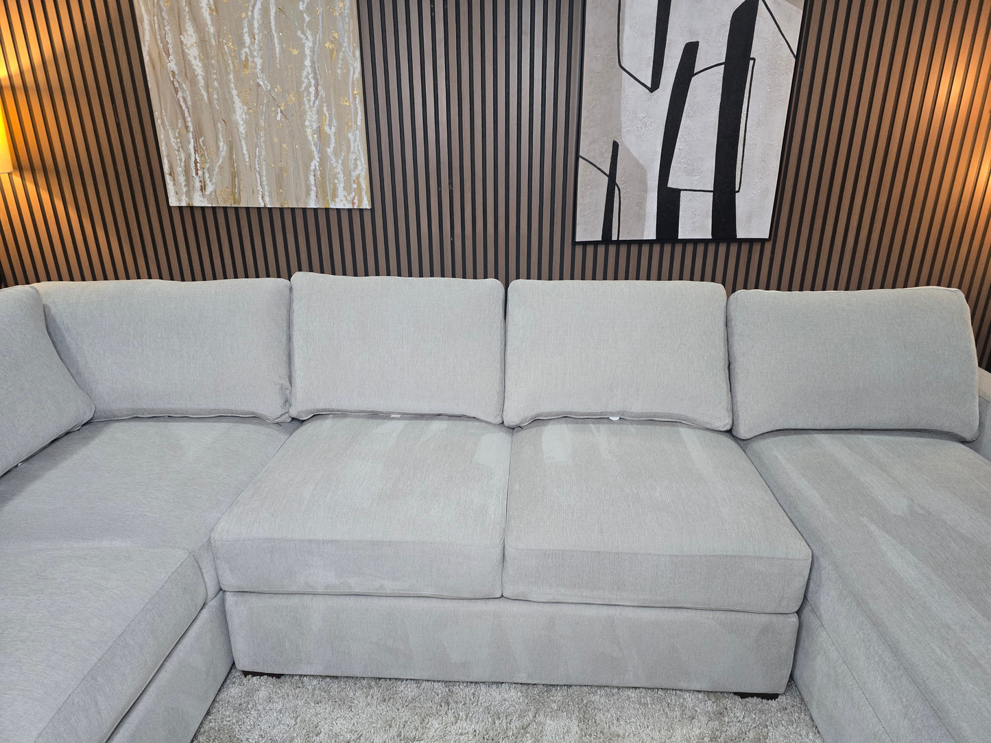 -1223- LIKE NEW - Thomasville Glenn Fabric Sectional with Storage Chaise